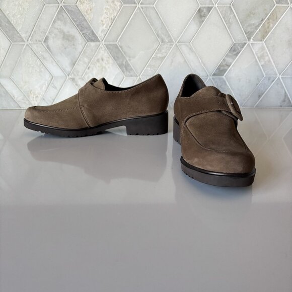Munro Shoes - Munro American Size 7.5M Tan Brown Suede Loafer Monk Strap Buckle Winslow Loafer